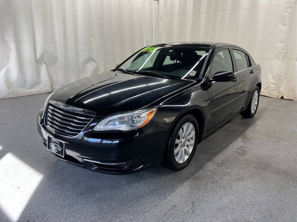 2013 CHRYSLER 200