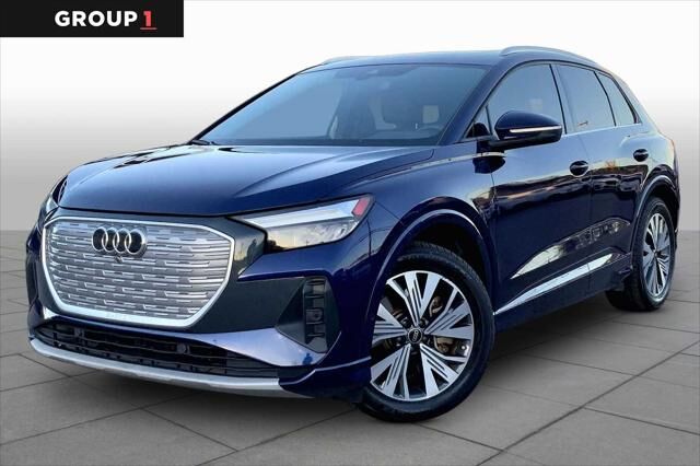 2023 AUDI Q4