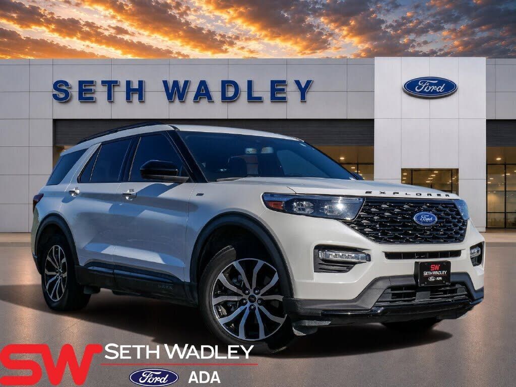 2022 FORD Explorer