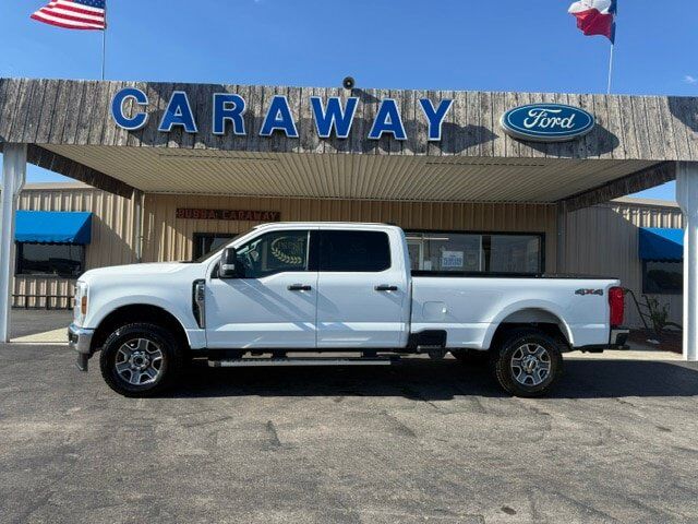 2025 FORD F-250