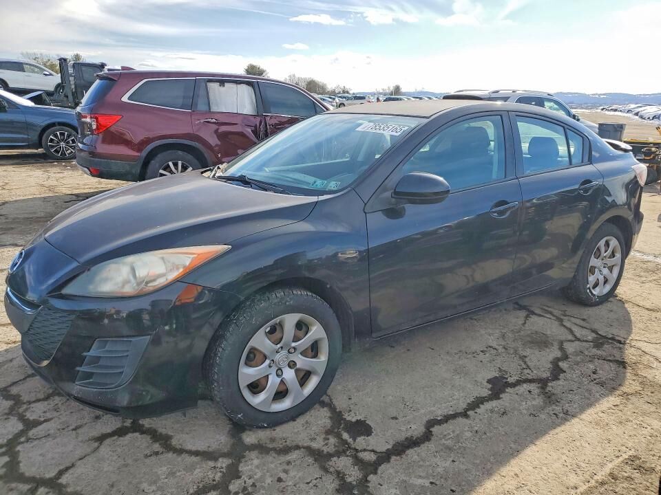 2010 MAZDA Mazda3