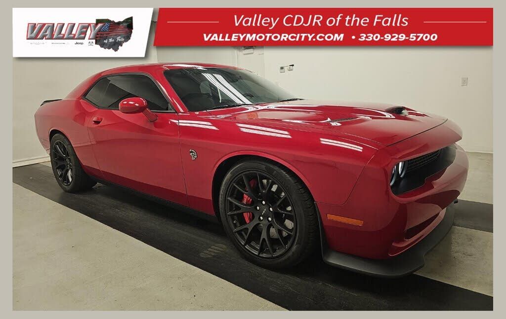 2016 DODGE Challenger