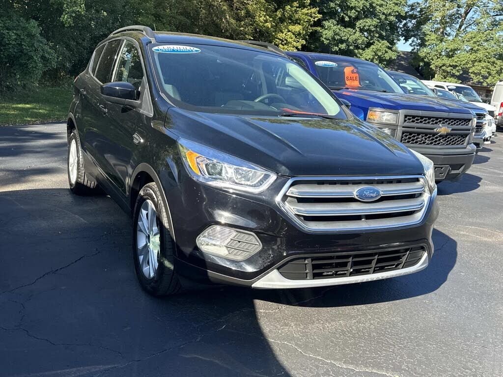 2017 FORD Escape