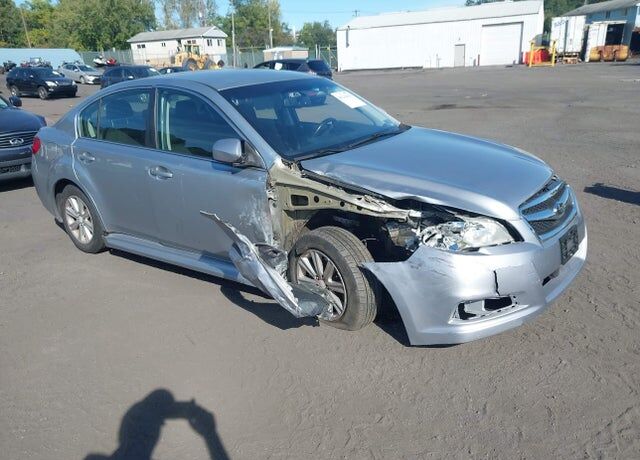2012 SUBARU Legacy