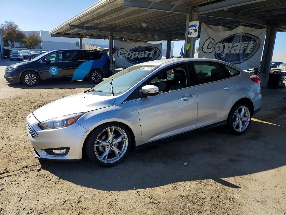 2016 FORD Focus