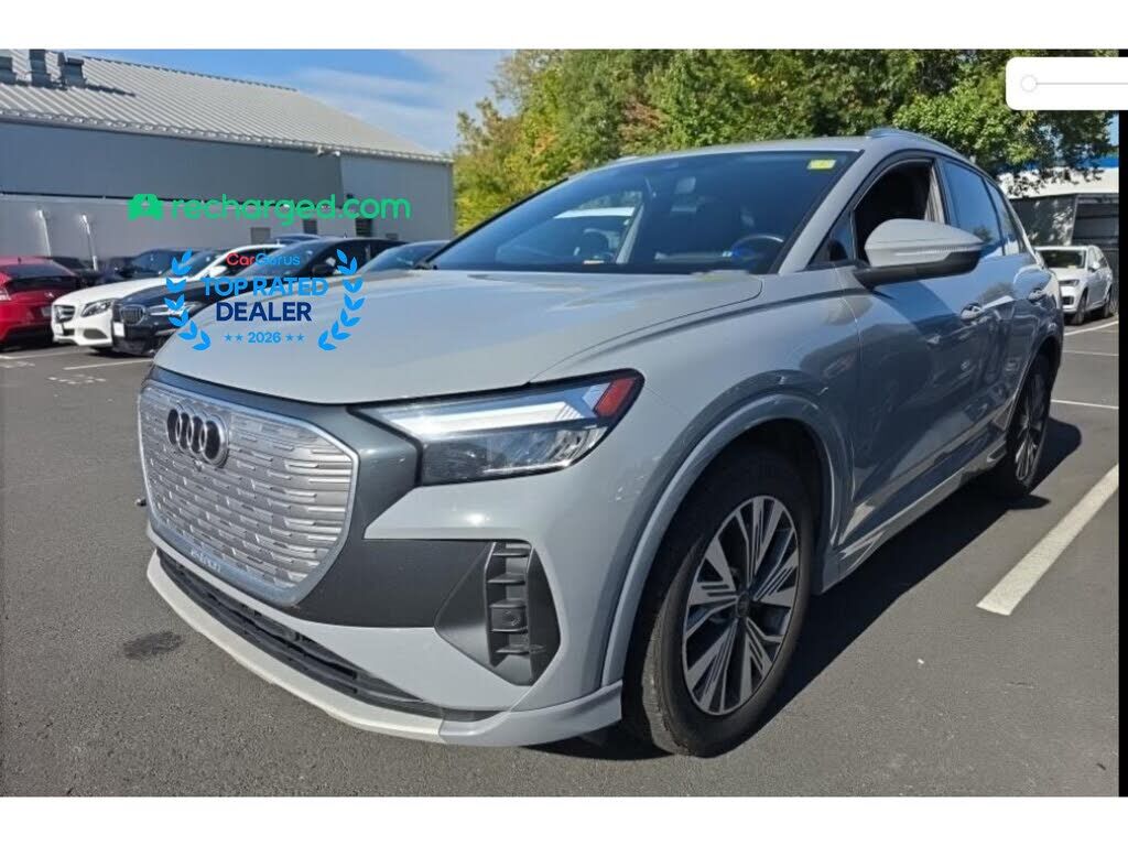 2024 AUDI Q4