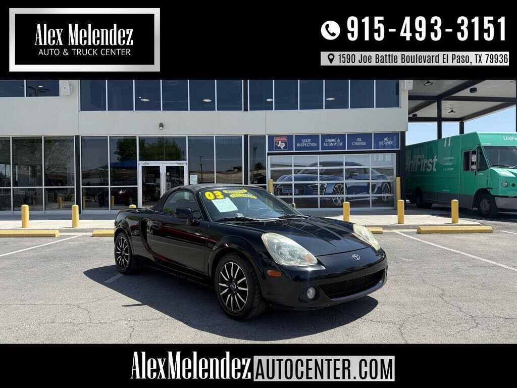 2003 TOYOTA MR2