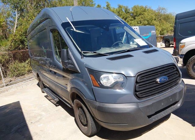 2019 FORD Transit