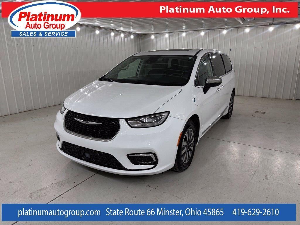 2023 CHRYSLER Pacifica