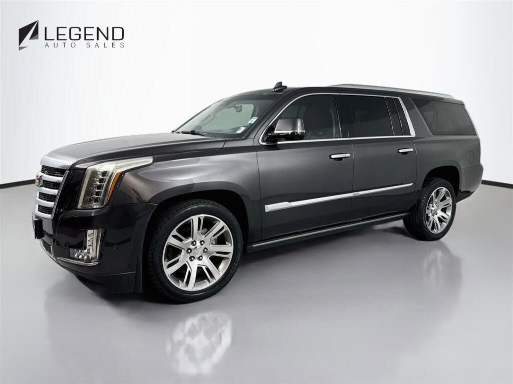 2017 CADILLAC Escalade ESV