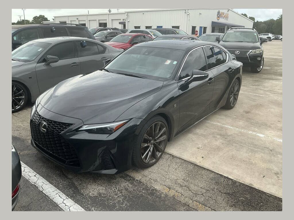 2025 LEXUS IS