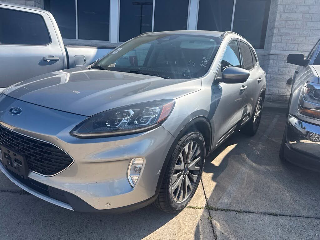 2021 FORD Escape