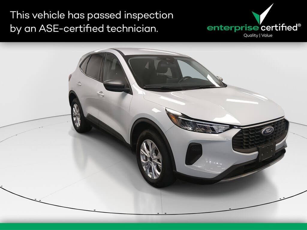 2025 FORD Escape