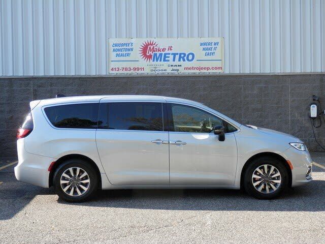 2024 CHRYSLER Pacifica