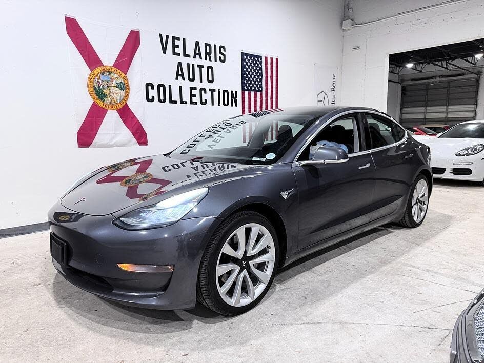 2019 TESLA Model 3