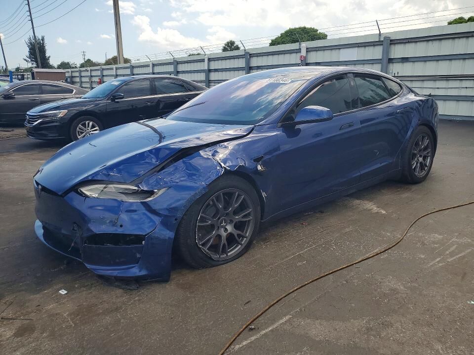 2022 TESLA Model S