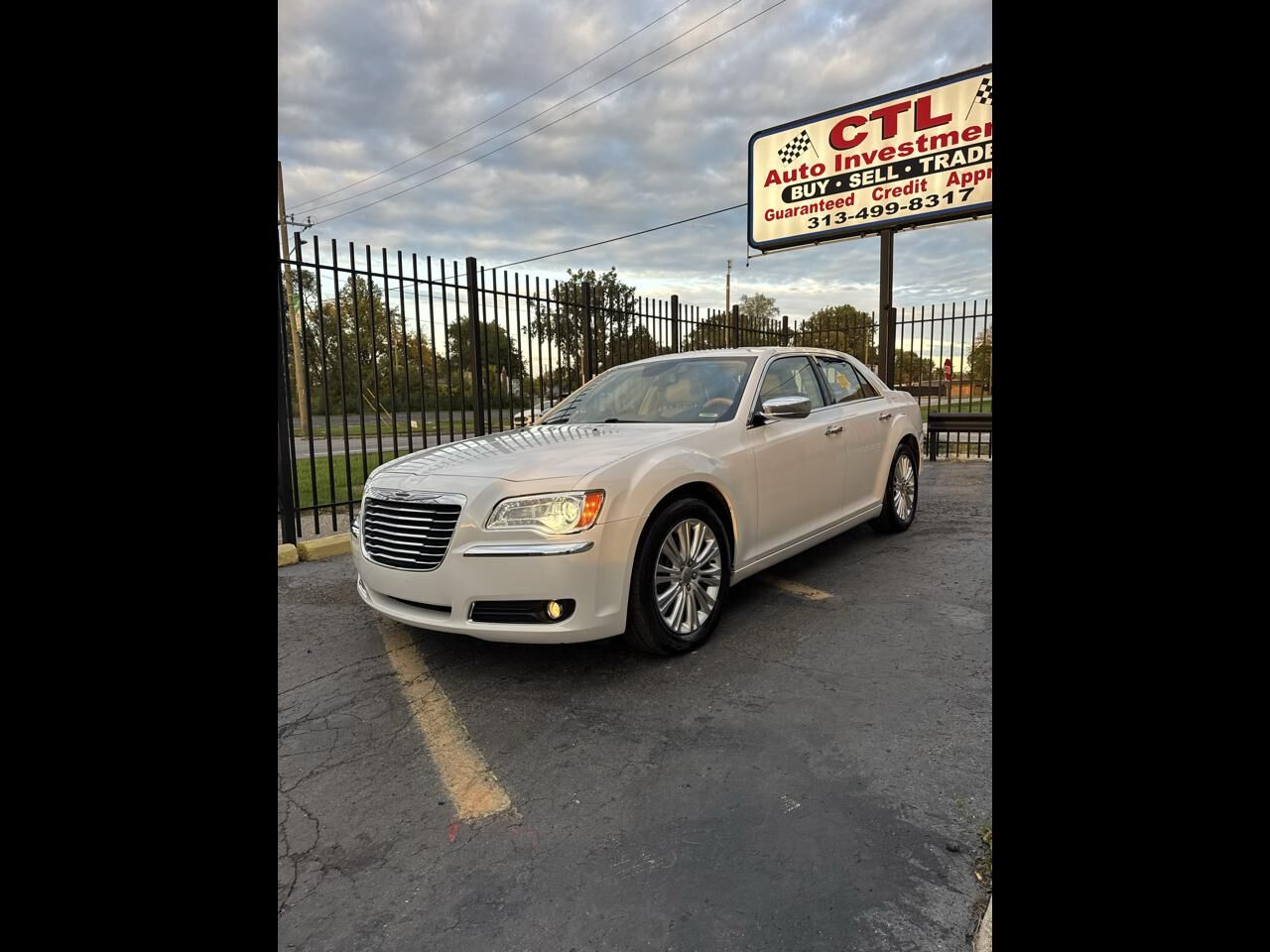 2012 CHRYSLER 300