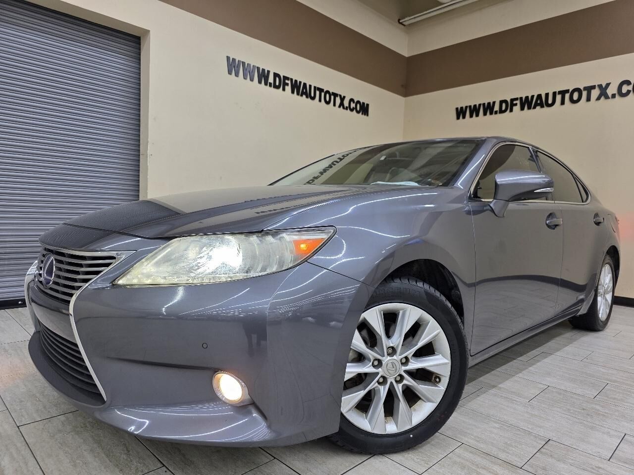 2013 LEXUS ES
