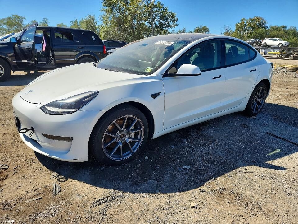 2021 TESLA Model 3