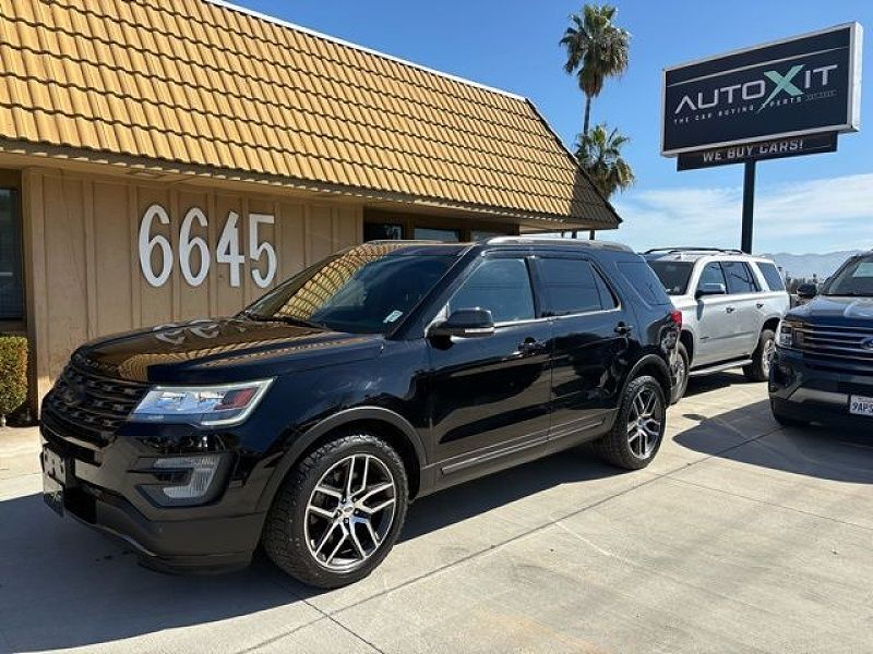 2017 FORD Explorer