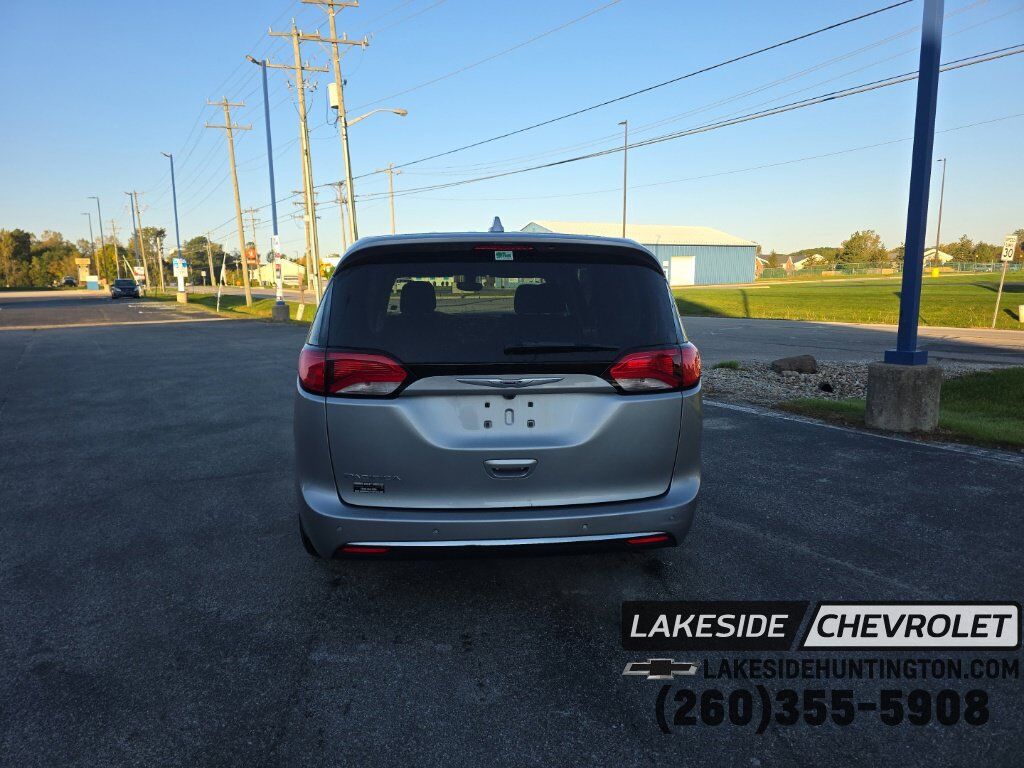 2020 CHRYSLER Pacifica