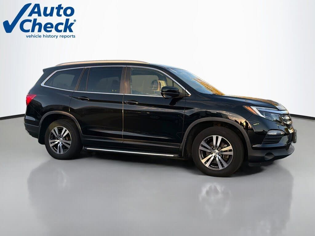 2017 HONDA Pilot