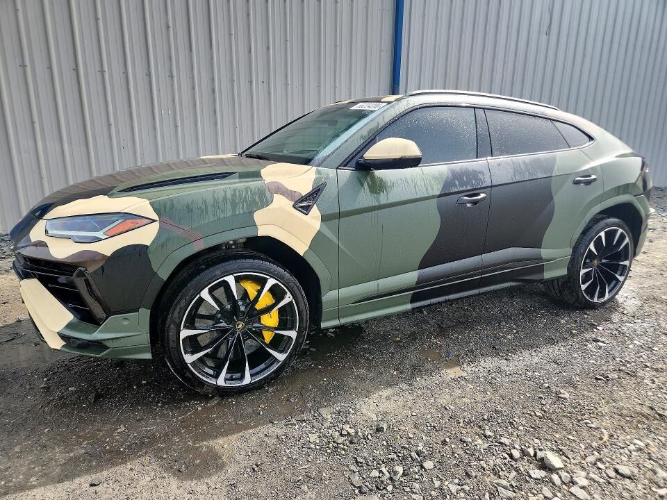 2024 LAMBORGHINI URUS