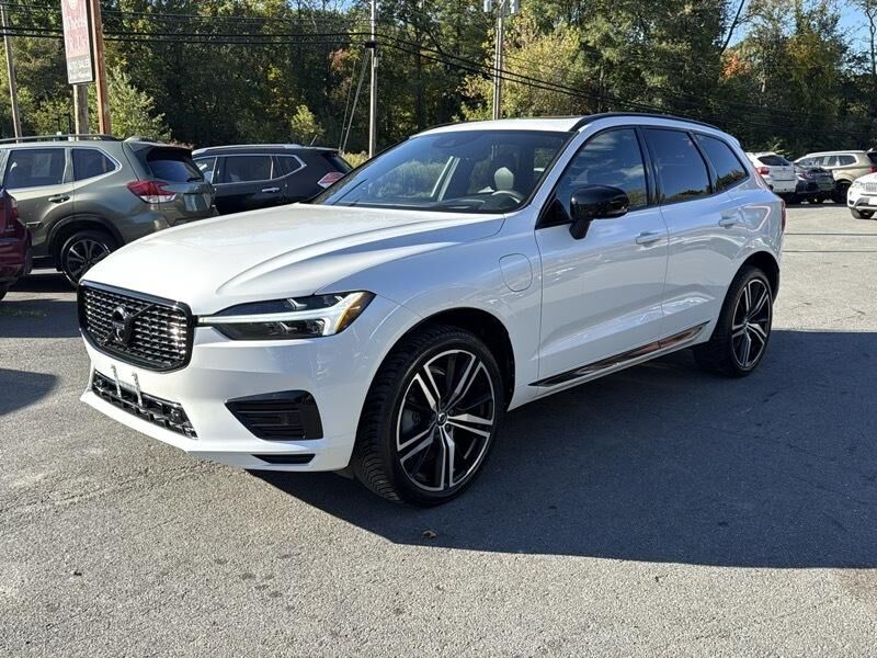 2021 VOLVO XC60