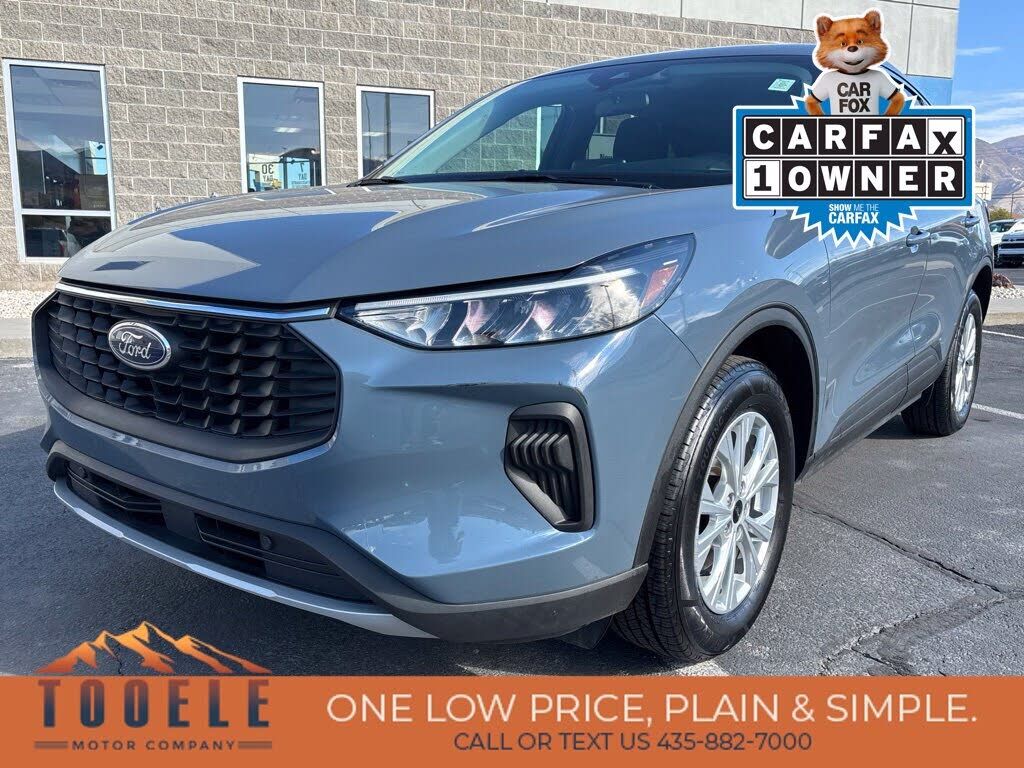 2023 FORD Escape