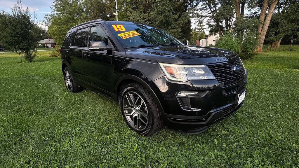 2019 FORD Explorer