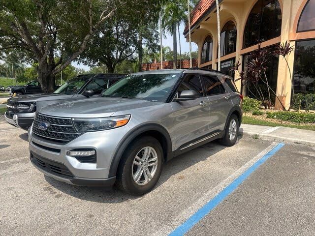 2023 FORD Explorer