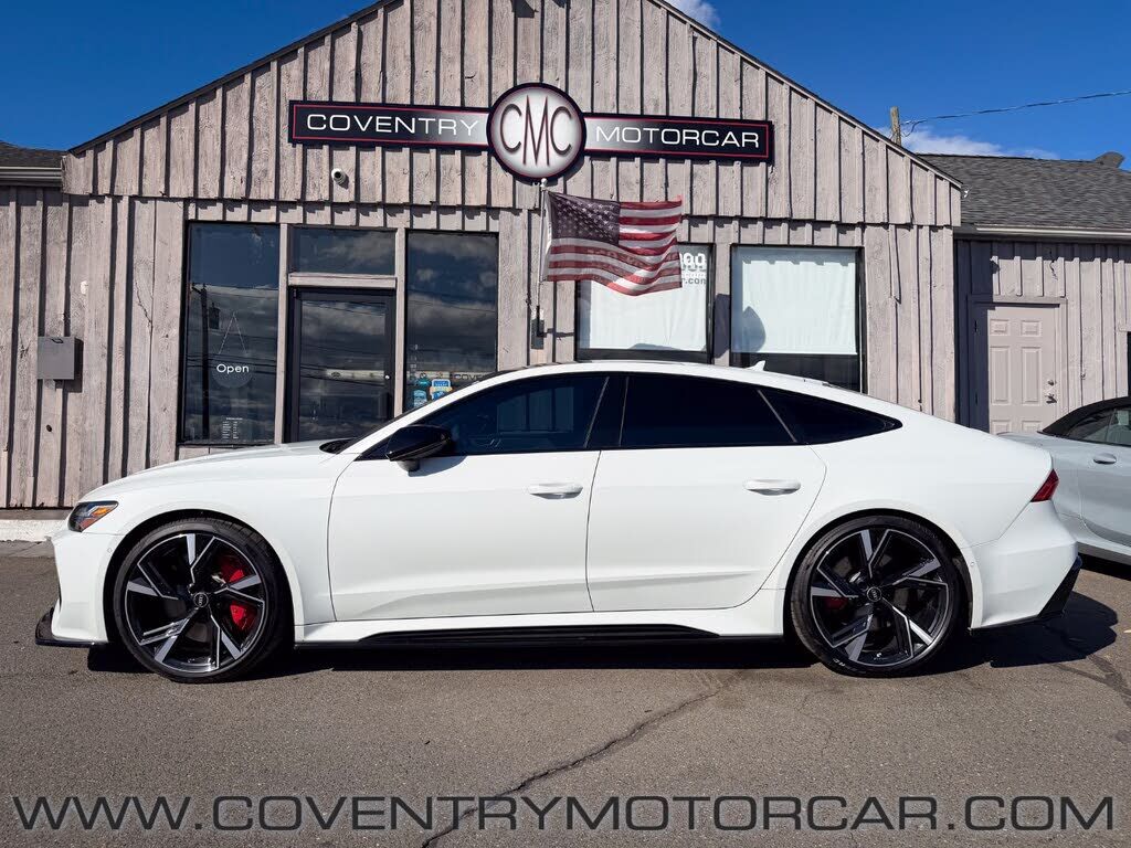 2021 AUDI RS7