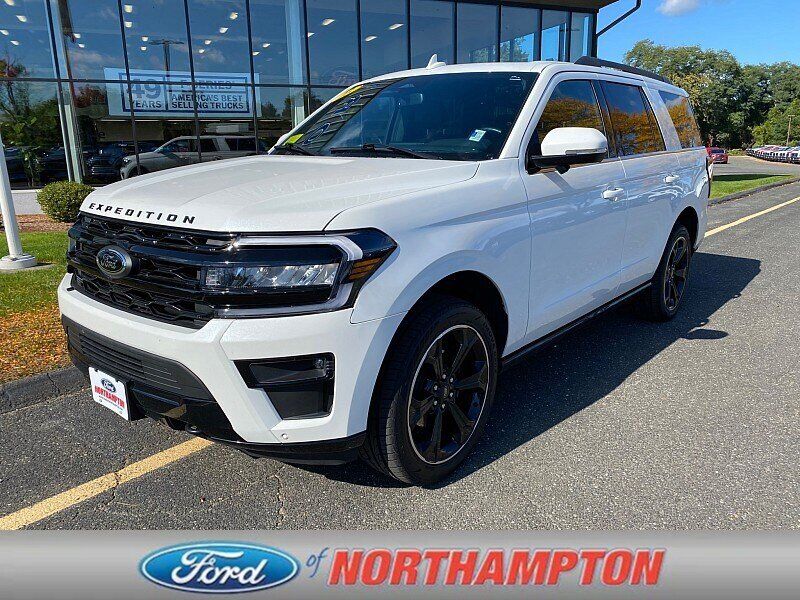 2023 FORD Expedition