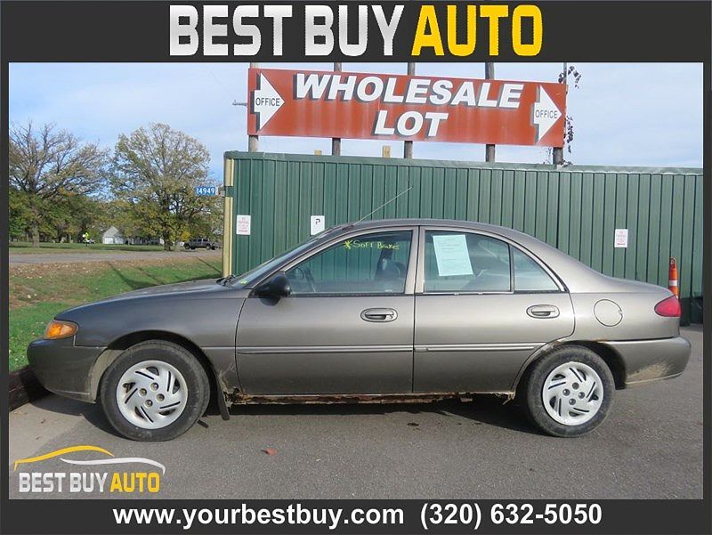2002 FORD Escort