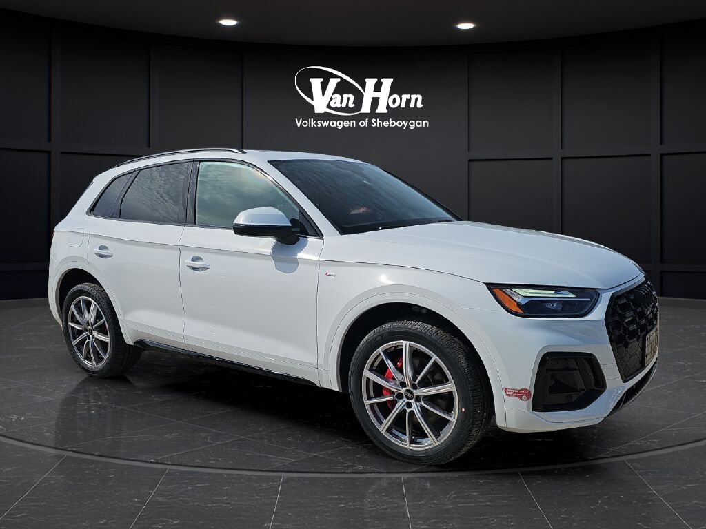 2024 AUDI Q5 e
