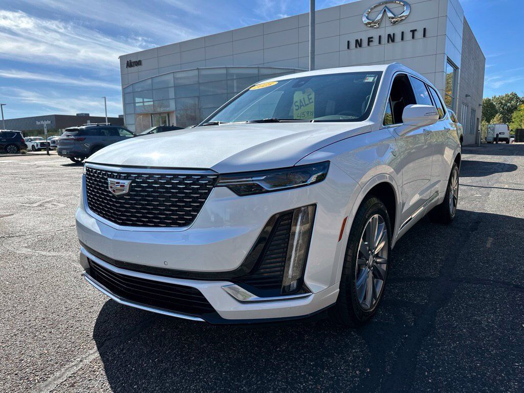 2025 CADILLAC XT6