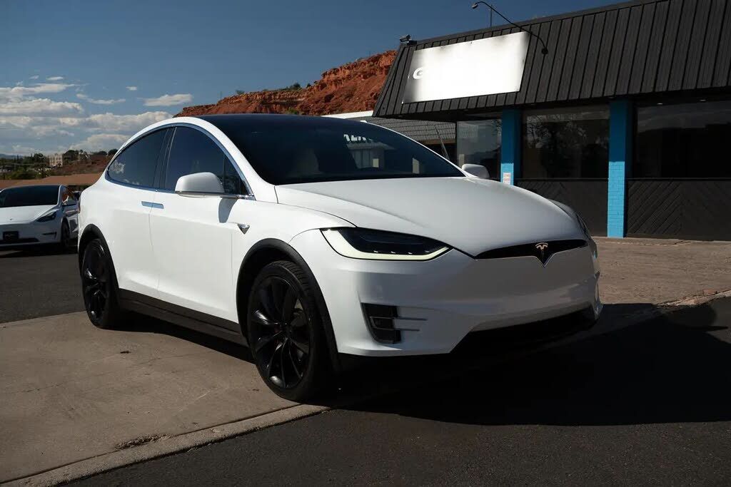 2018 TESLA Model X