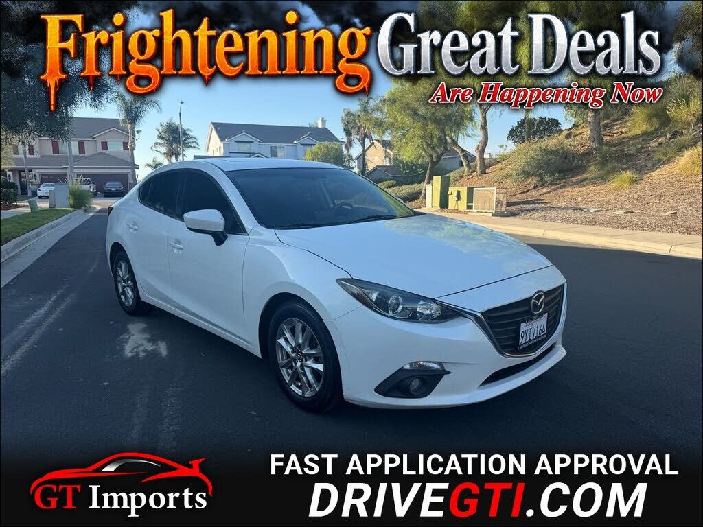 2015 MAZDA Mazda3