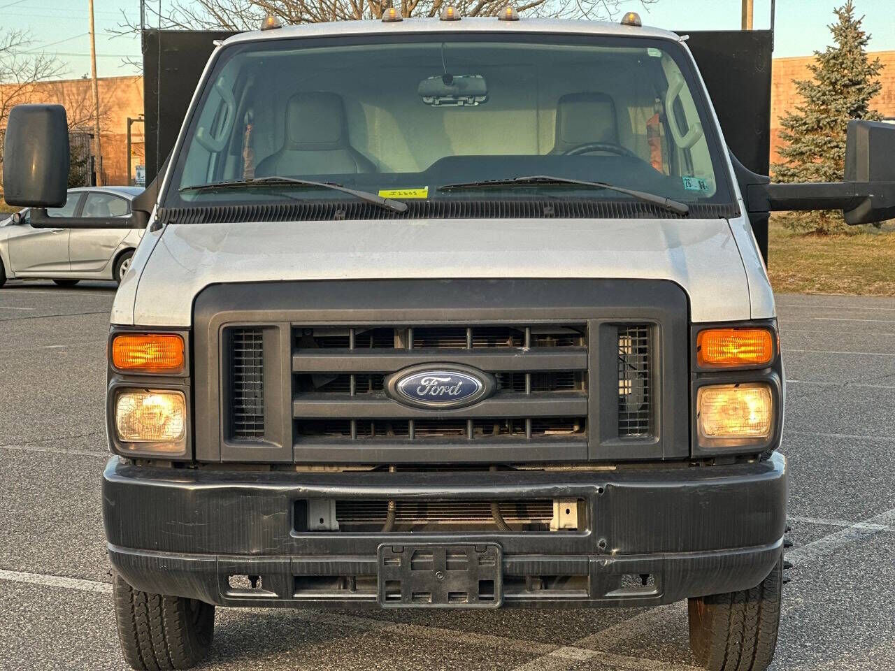2012 FORD E-450