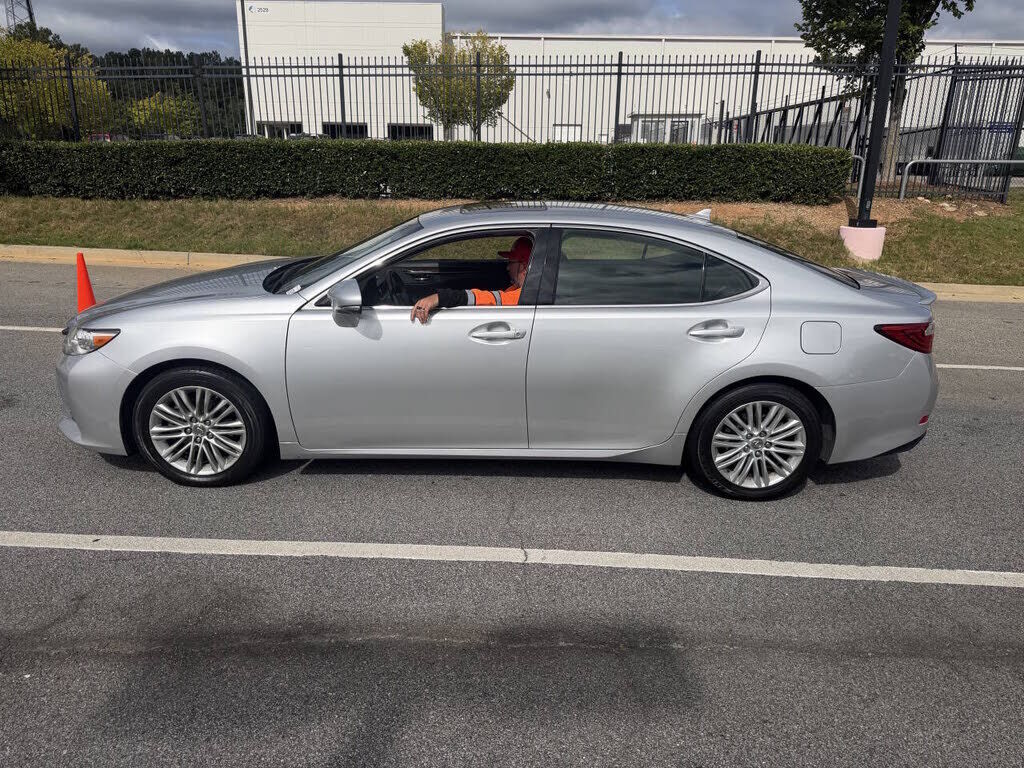 2014 LEXUS ES
