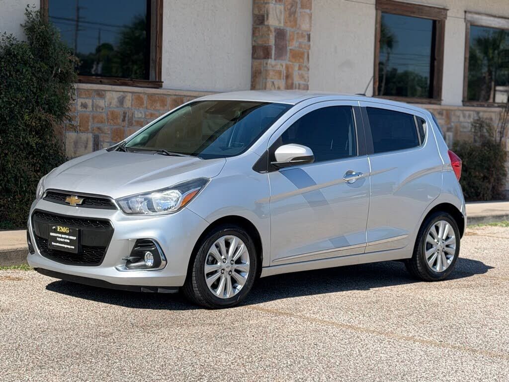2017 CHEVROLET Spark