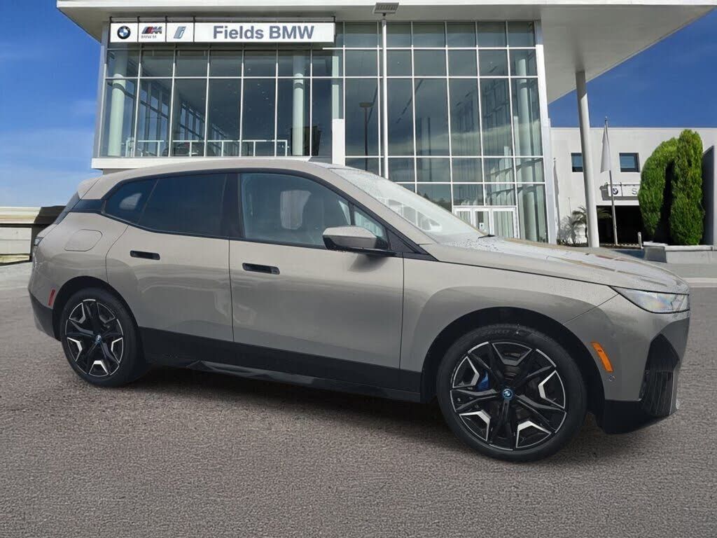 2024 BMW ix