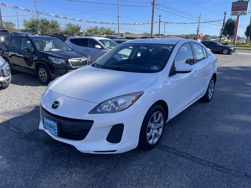 2013 MAZDA Mazda3