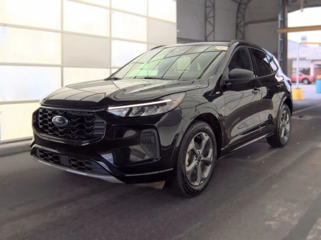 2024 FORD Escape