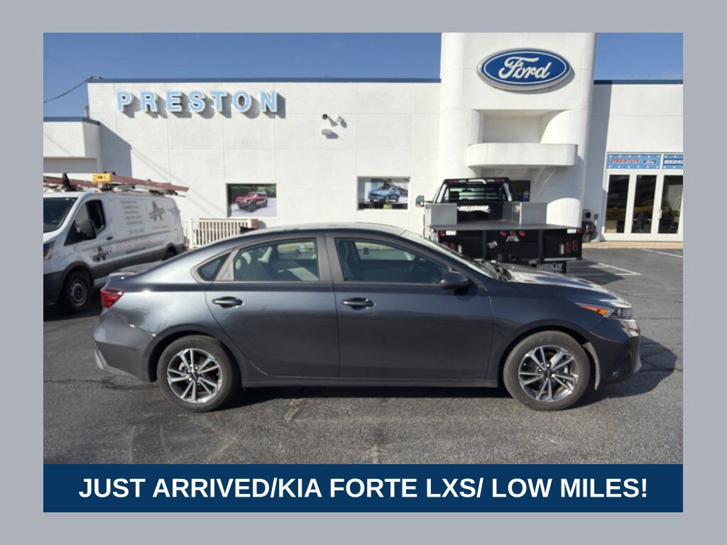 2023 KIA Forte