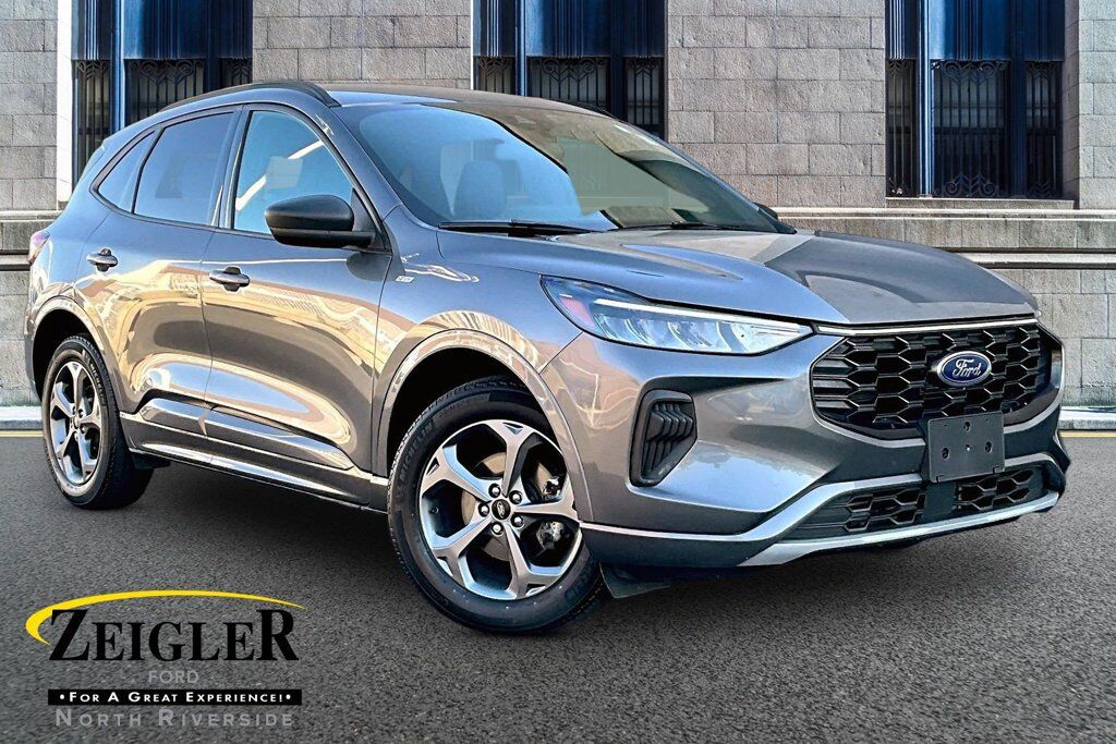2023 FORD Escape