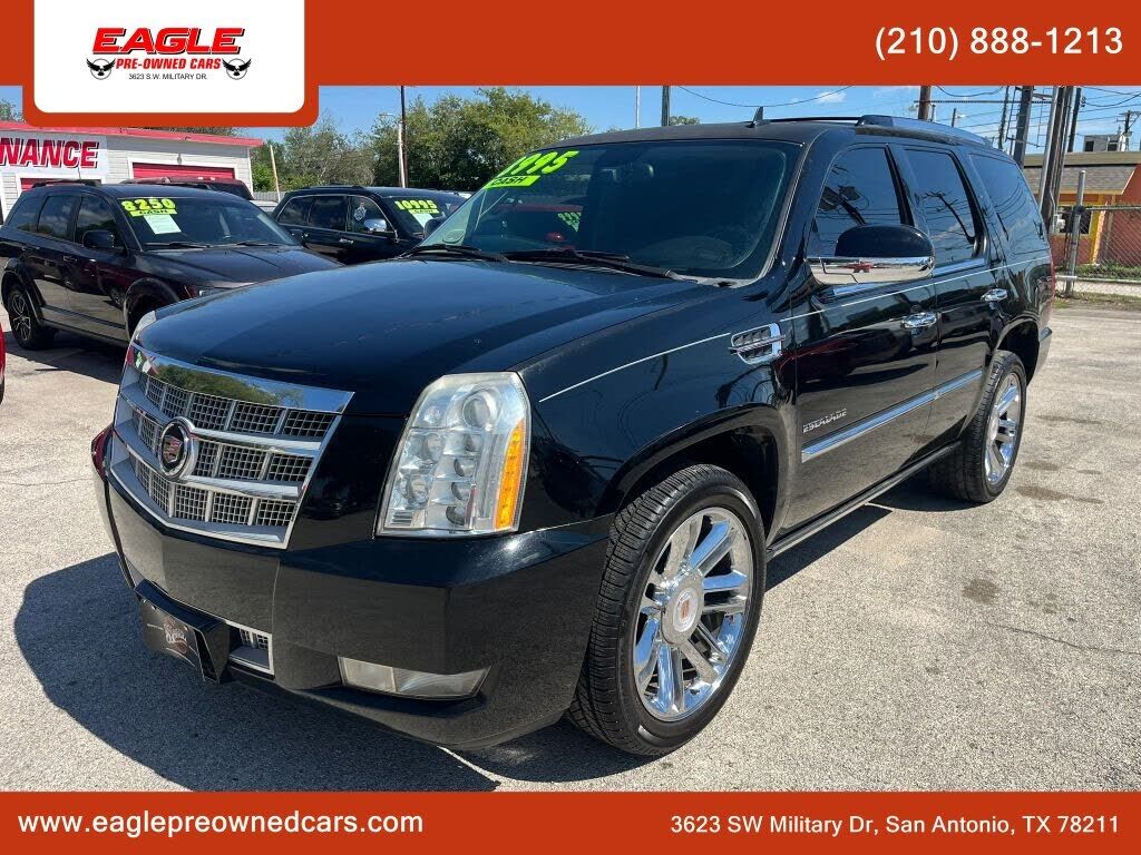 2013 CADILLAC Escalade