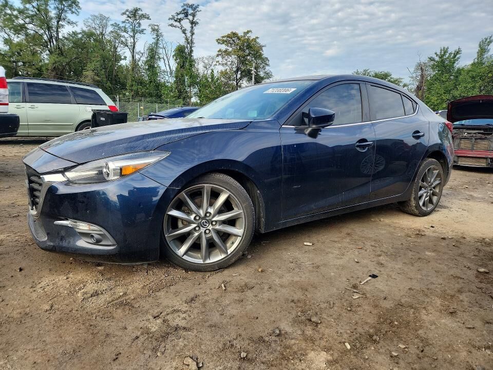 2018 MAZDA Mazda3