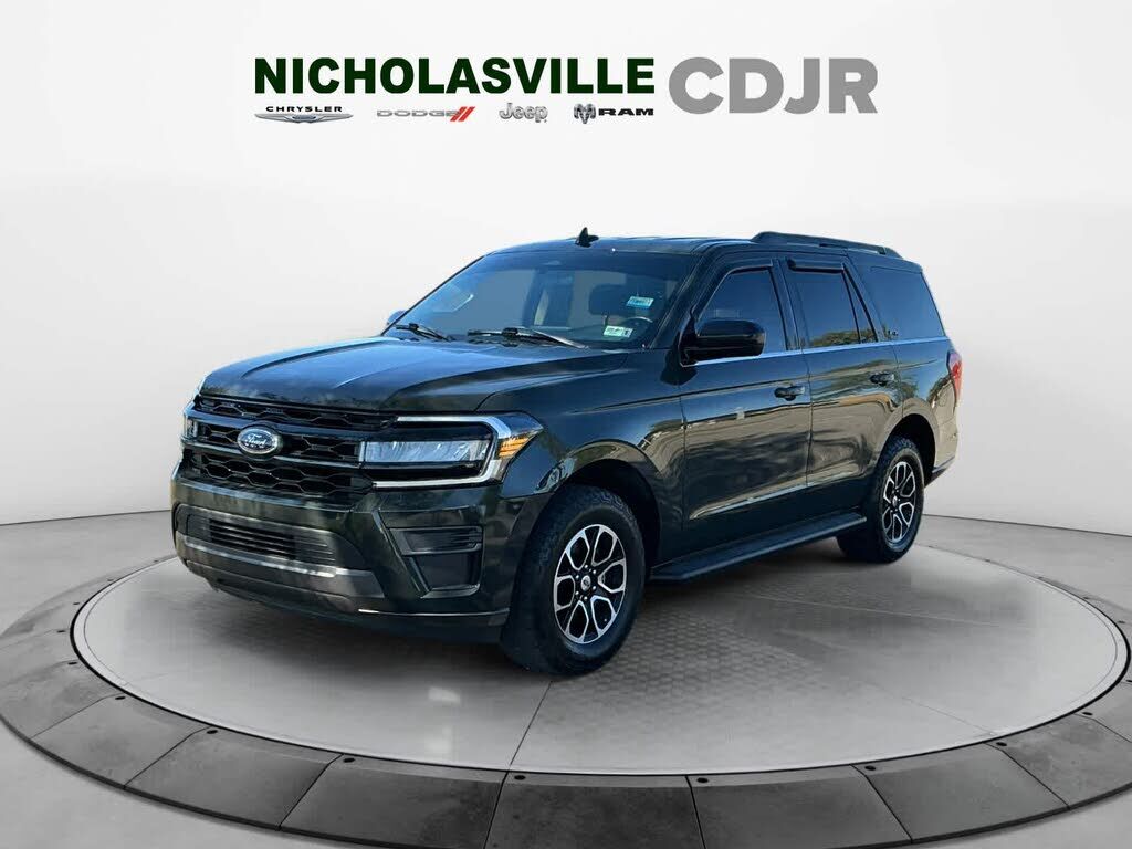 2022 FORD Expedition