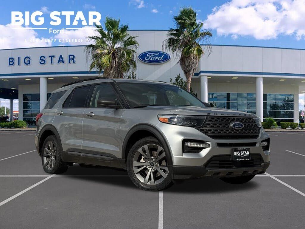 2021 FORD Explorer